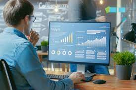 How to Succeed in the Tech Industry: 5 Best Courses for a Skills Upgrade