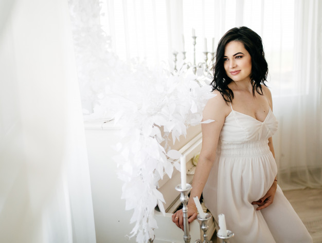 5 Ways to Get Cheap & Stylish Maternity Clothes