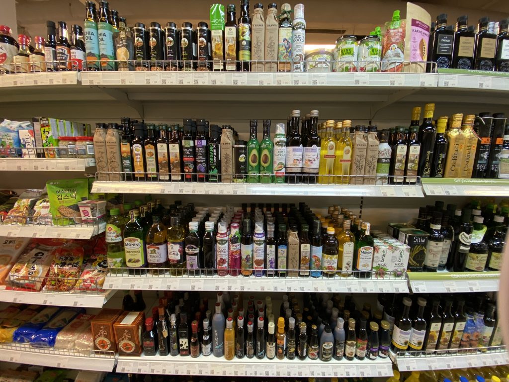 Как платить за продукты меньше: 10 советов