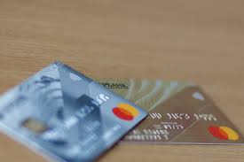 Как выбрать идеальную банковскую карту