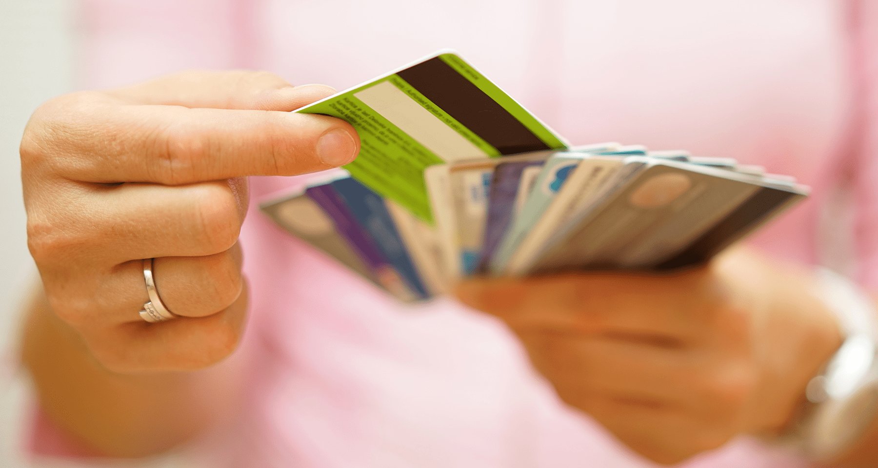 Карта рассрочки или кредитка: сравниваем условия