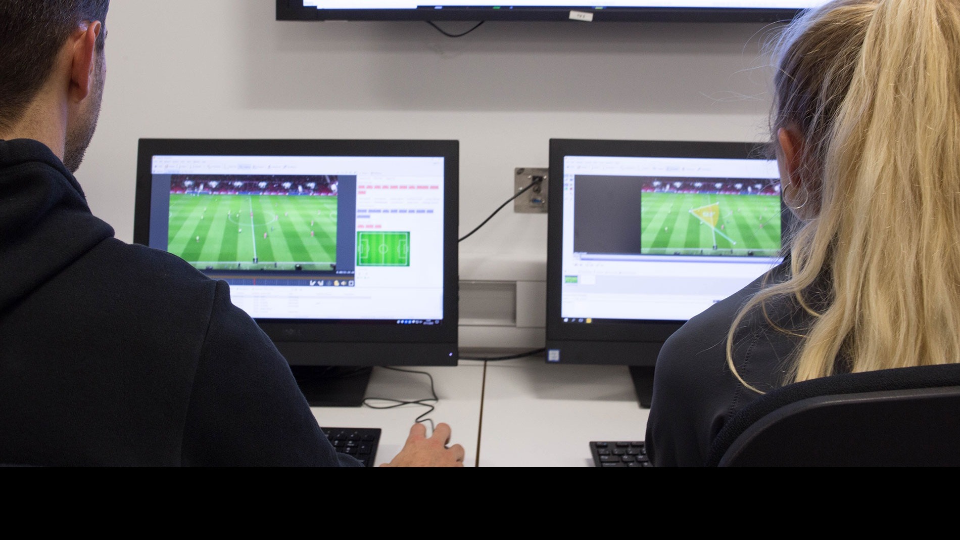 8 Tips to Conduct Revenue Performance Analysis