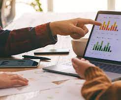 How to Choose the Top B2B Marketing KPIs to Track