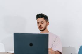 Content Editor vs. Content Writer