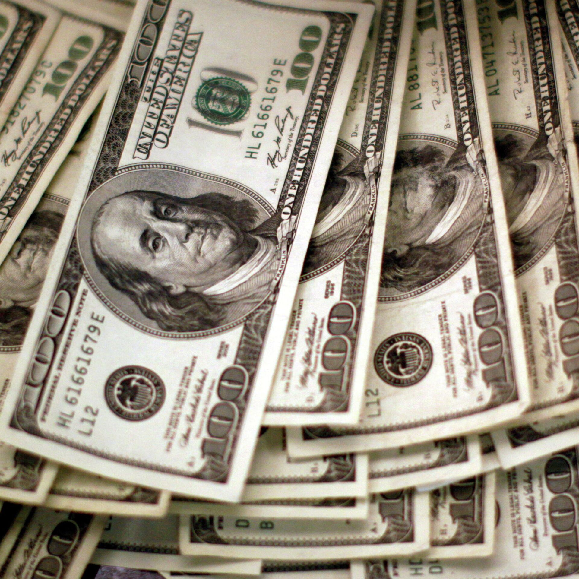 How To Make 5K Dollars In A Month?