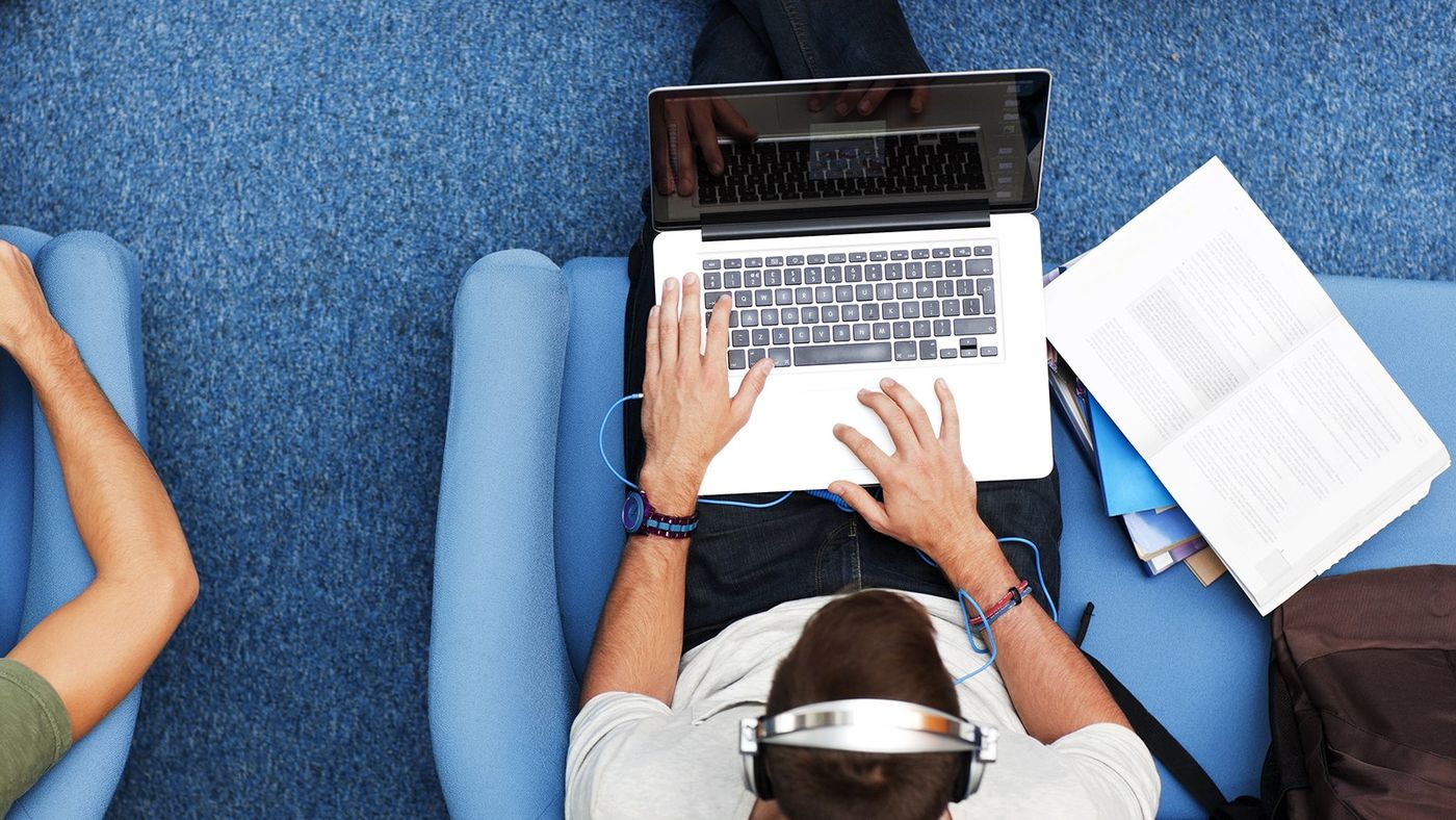 Как студенту быстро найти подработку