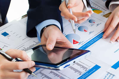 Чем занимается финансовый аналитик и как им стать