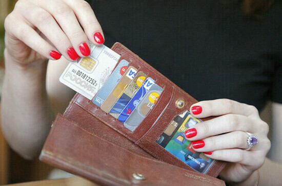 Что делать, если на карту пришли деньги от неизвестного