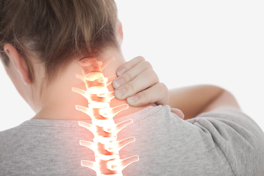 Best 8 Signs to See a Doctor If You Suffer Neck Pain
