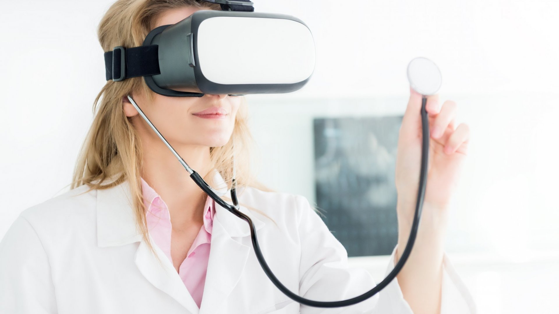 Revolutionizing Healthcare: 5 Must-See Applications of VR in the Medical Field