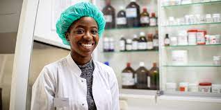 An Introduction To Becoming A Pharmacist