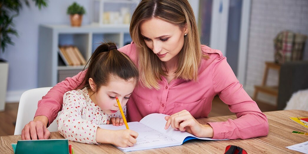 Как перейти на семейное обучение и сколько стоит учиться дома