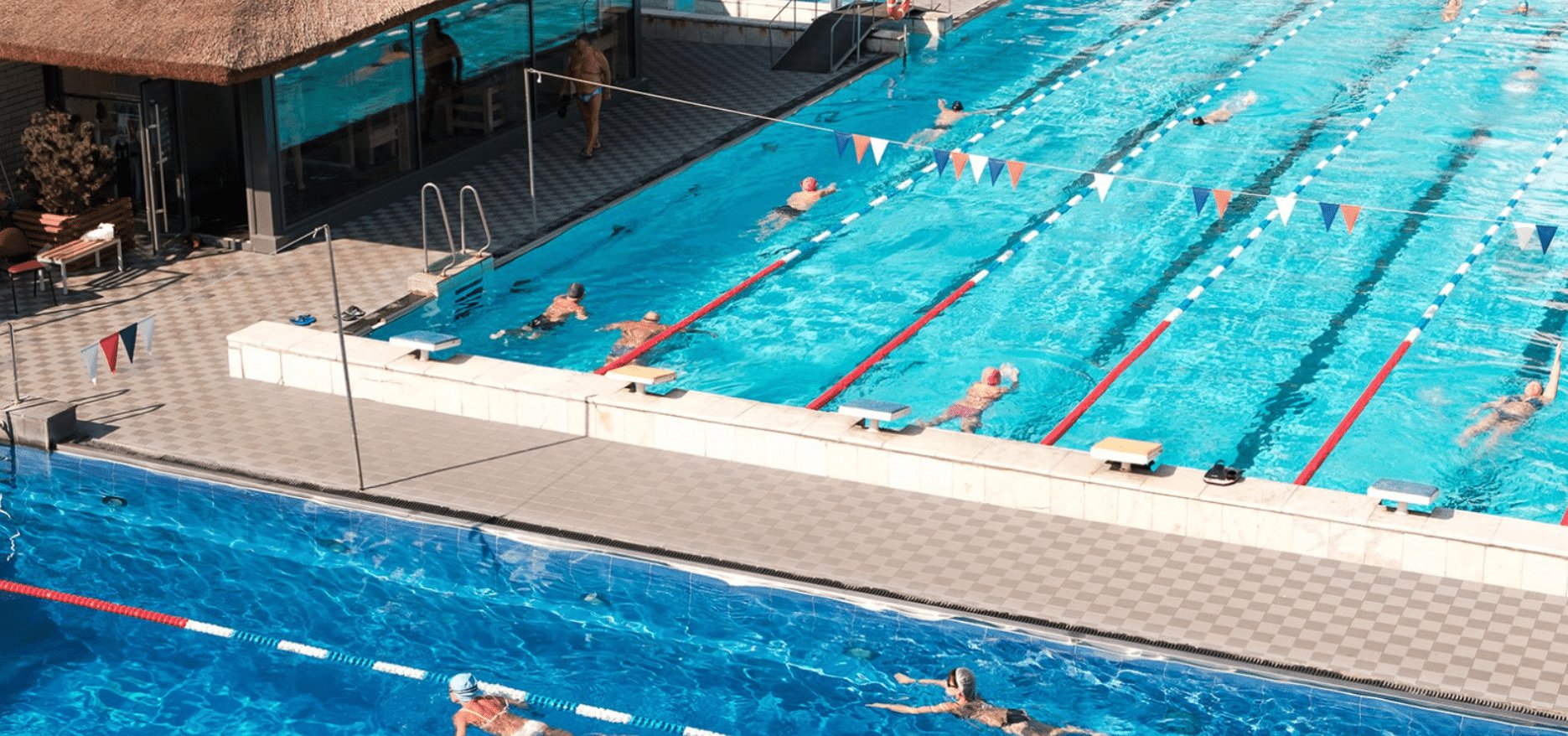 Открытые бассейны Москвы: куда пойти поплавать и сколько это стоит