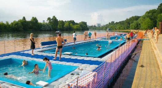 Открытые бассейны Москвы: куда пойти поплавать и сколько это стоит