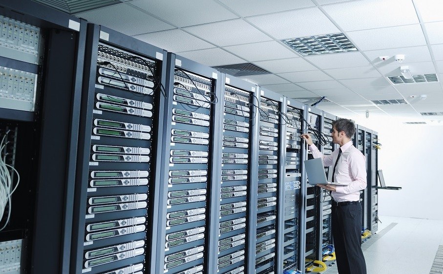 What Is the Best Server for Your Business?