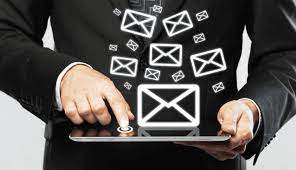 Работа с email-базой подписчиков