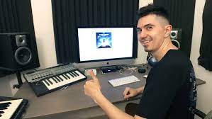 На чем зарабатывают музыканты, когда пик славы прошел