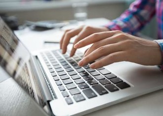 Как самозанятым и ИП начать торговать через маркетплейсы