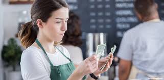 Кто такой экономист, что он делает, сколько зарабатывает и востребован ли сейчас на рынке труда