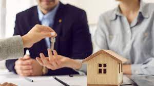 Выгодно ли оформлять ипотеку на супругов