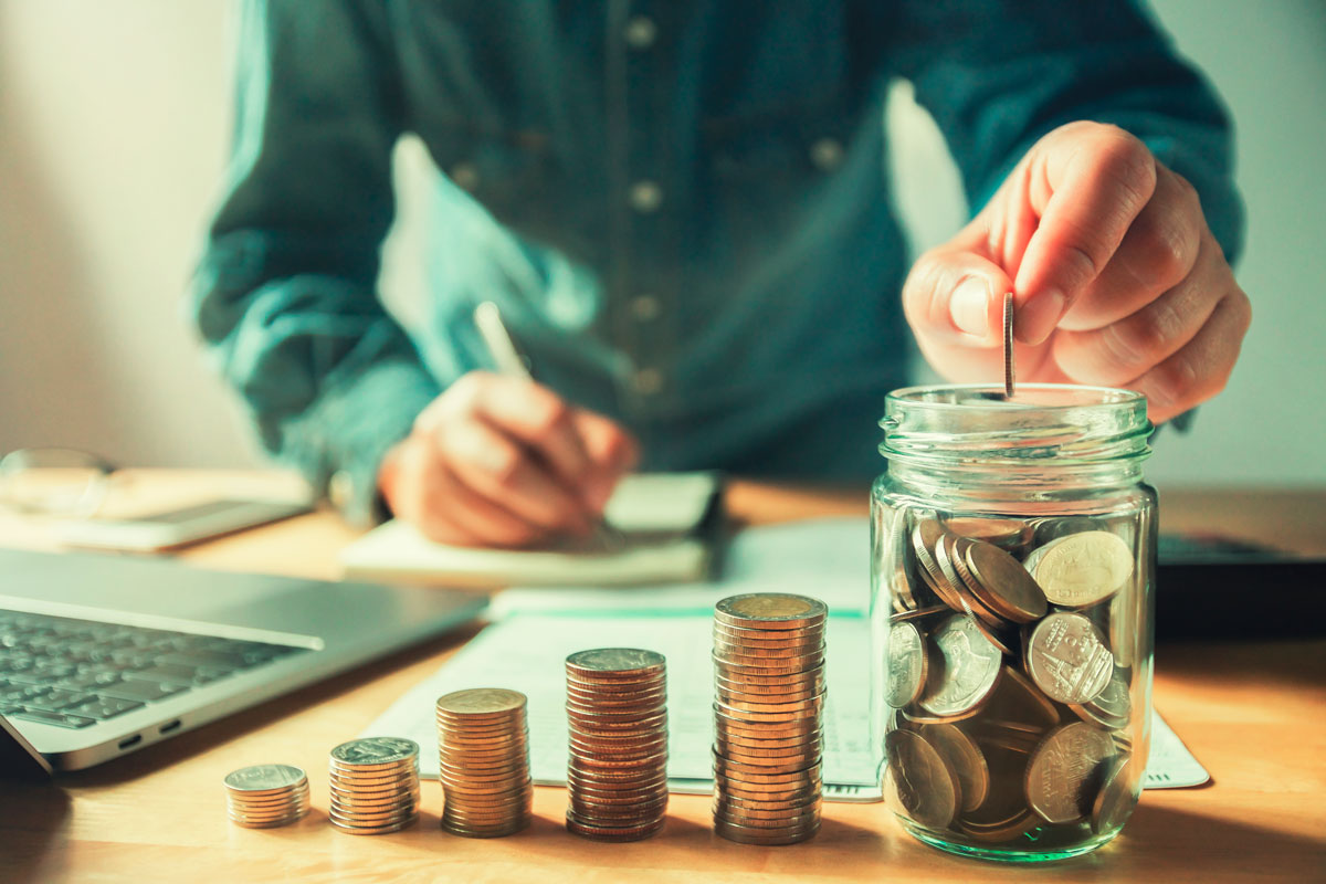 Сколько стоит коллекционирование винила, часов и современного искусства