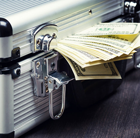 Сумка из черной натуральной кожи - стильный аксессуар для современной женщины.