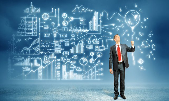 Черная доска с взрослым мужчиной в пальто, изображение человека в одежде.