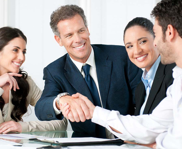 Человек в формальном костюме, мужчина с устремленным лицом, голова, взрослый.