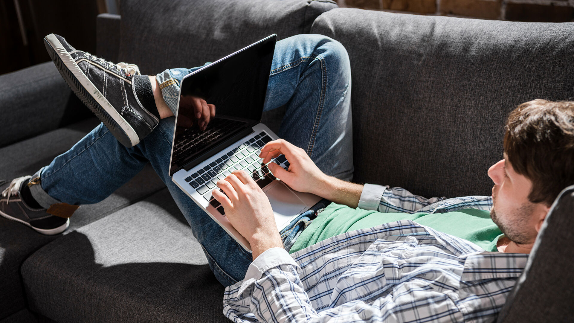 Заработок на опросах в интернете и список сайтов платных опросов с выводом денег