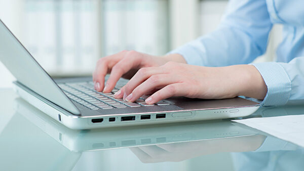 Компьютер, ноутбук, ПК, электроника, клавиатура, компьютерная аппаратура, аппаратура.