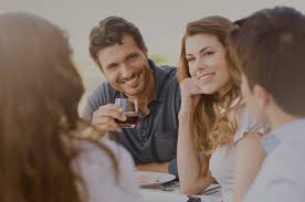 Кто такой экстраверт и чем он отличается от интроверта