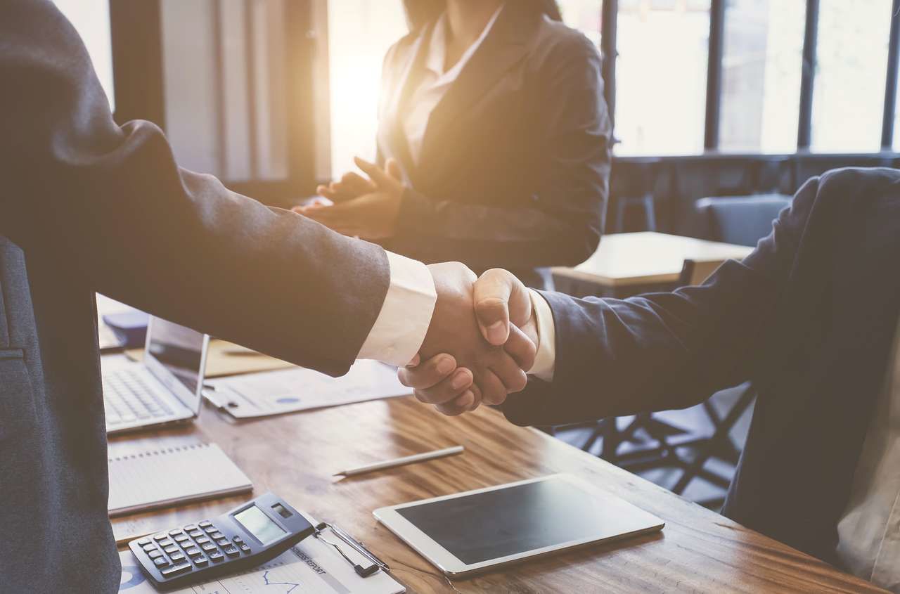 Слияние и поглощение компаний (сделка M&A) – что нужно знать инвестору