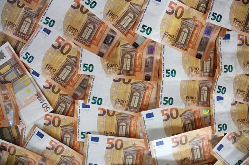 Что такое донаты и как получать их на играх, Twitch, Яндекс.Дзене и YouTube, социальных сетях и блогах