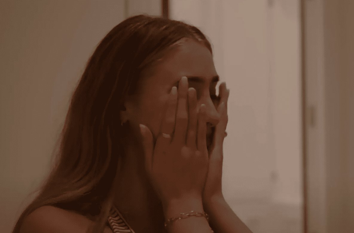 OnlyFans star who slept with 100 men in one day breaks down in tears while recounting her experience