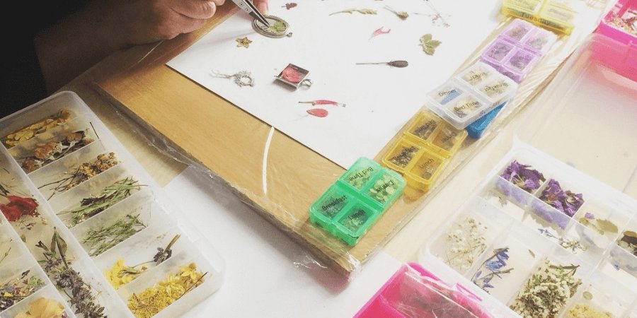 ТОП-10 идей бизнеса на дому для женщин