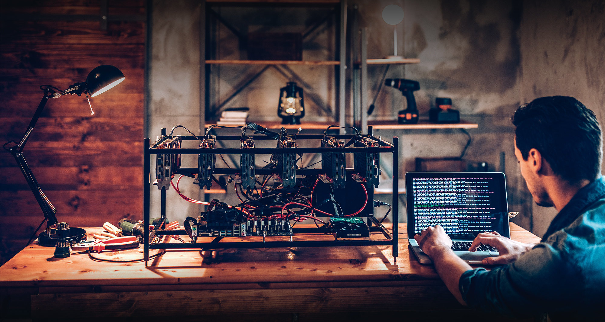 Как заработать деньги на майнинге: особенности, инструкция, возможный доход, сложности и риски