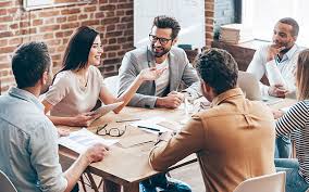 Как окружение влияет на человека, его характер и успех