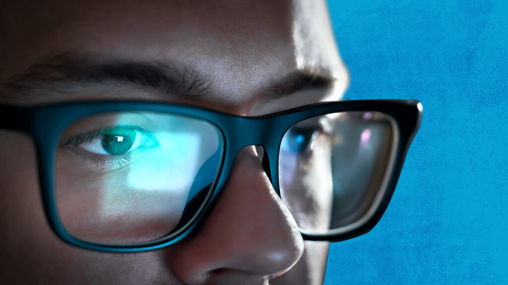 5 Benefits of Wearing Blue Light Blocking Glasses