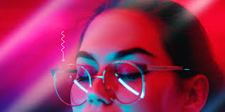 5 Benefits of Wearing Blue Light Blocking Glasses