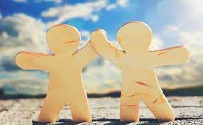 Что такое дружба: признаки, законы и как отличить настоящего друга от приятеля