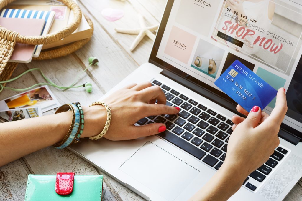 8 Online Sales Strategies that will Get Your Products Off Virtual Shelves