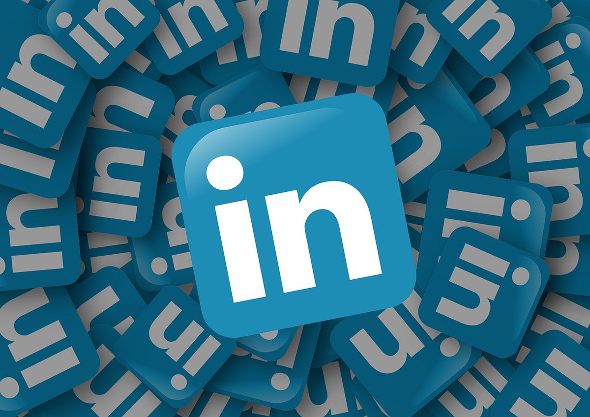 10 Tips to Grow Your Network on LinkedIn