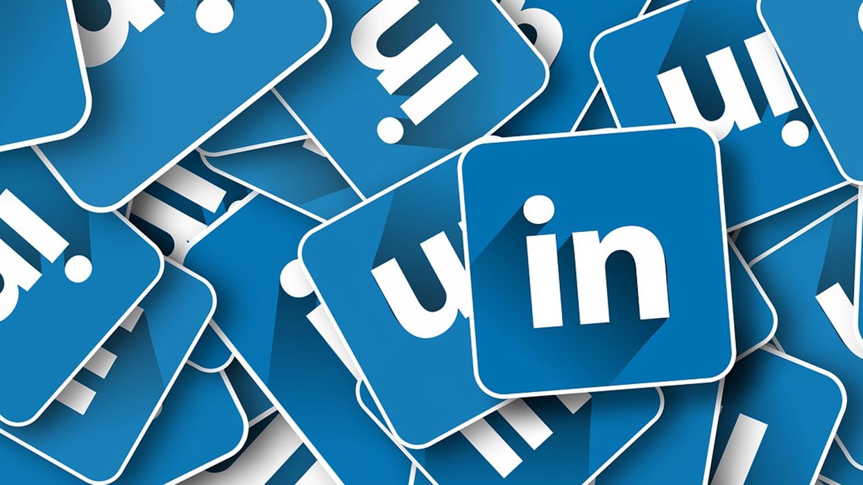 10 Tips to Grow Your Network on LinkedIn