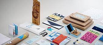 Текст на рекламе - оптимизированный альт-текст изображения.