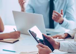 6 Apps to Manage Your Business on the Go