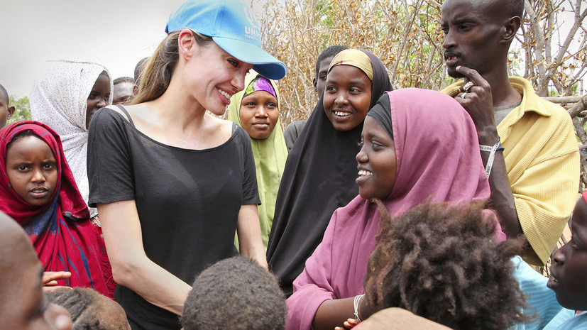 Как начать заниматься благотворительностью: способы, полезные ссылки + советы, как избежать обмана и мошенников