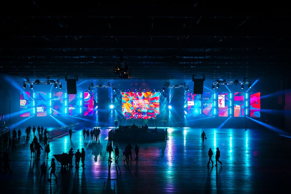 4 Types of LED Screens and How to Use Them in Your Organization