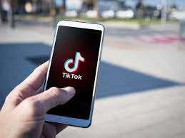 Как провести опрос в Тик-Ток и зачем это нужно делать