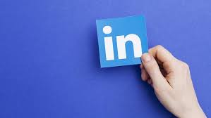 Top 11 LinkedIn Posting Tips to Get Viral on LinkedIn in 2022