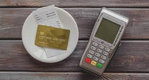 Как принимать чаевые картой +5 сервисов в помощь